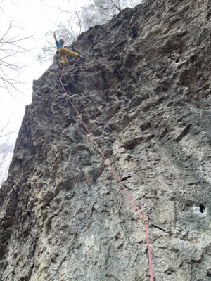初めての岩場で勘違い（白河不動岩） – ちょっとずつ登る